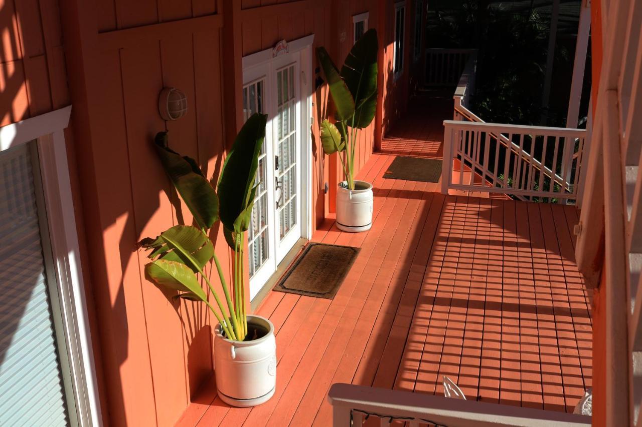 Maui Garden Oasis Villa ลาไฮนา ภายนอก รูปภาพ
